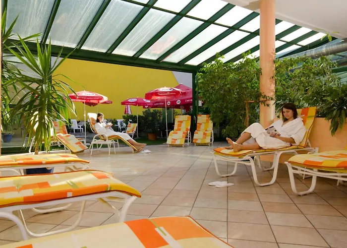 Готель Vienna Sporthotel 4*