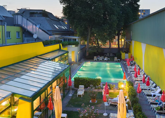 Vienna Sporthotel Готель Відень