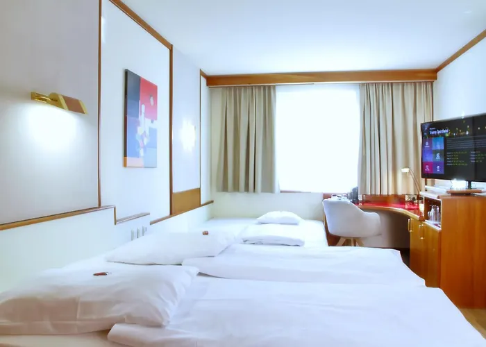 Vienna Sporthotel Готель 4*